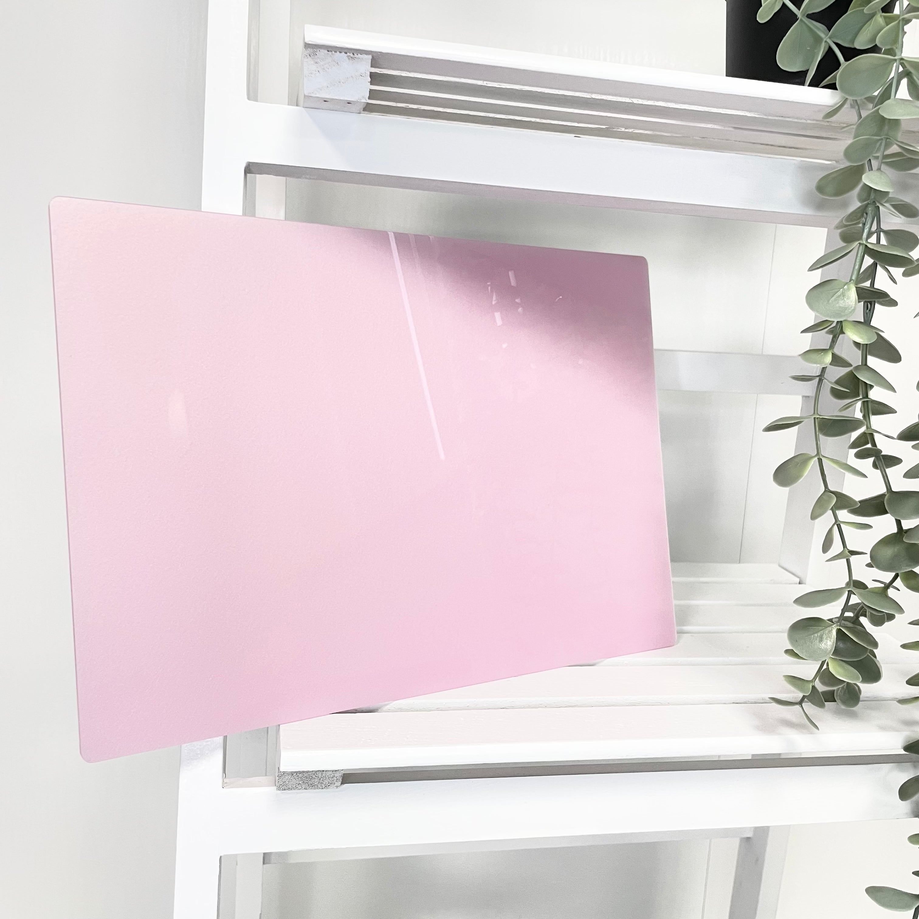 A4 ACRYLIC SHEET - PINK PEARLESCENT